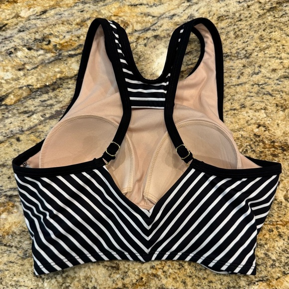 Kona Sol Women's High Neck Twist Front Bikini Top Size Small  Black Striped - Picture 4 of 11